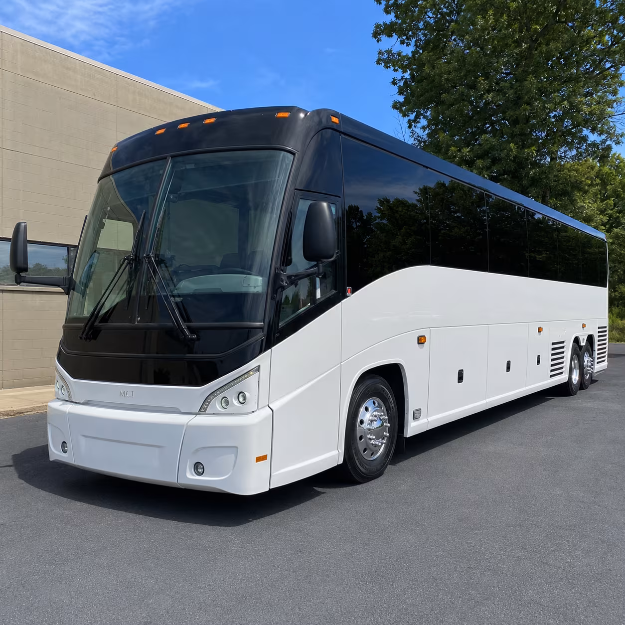 charter buses for shoreline corporate events and team shuttles