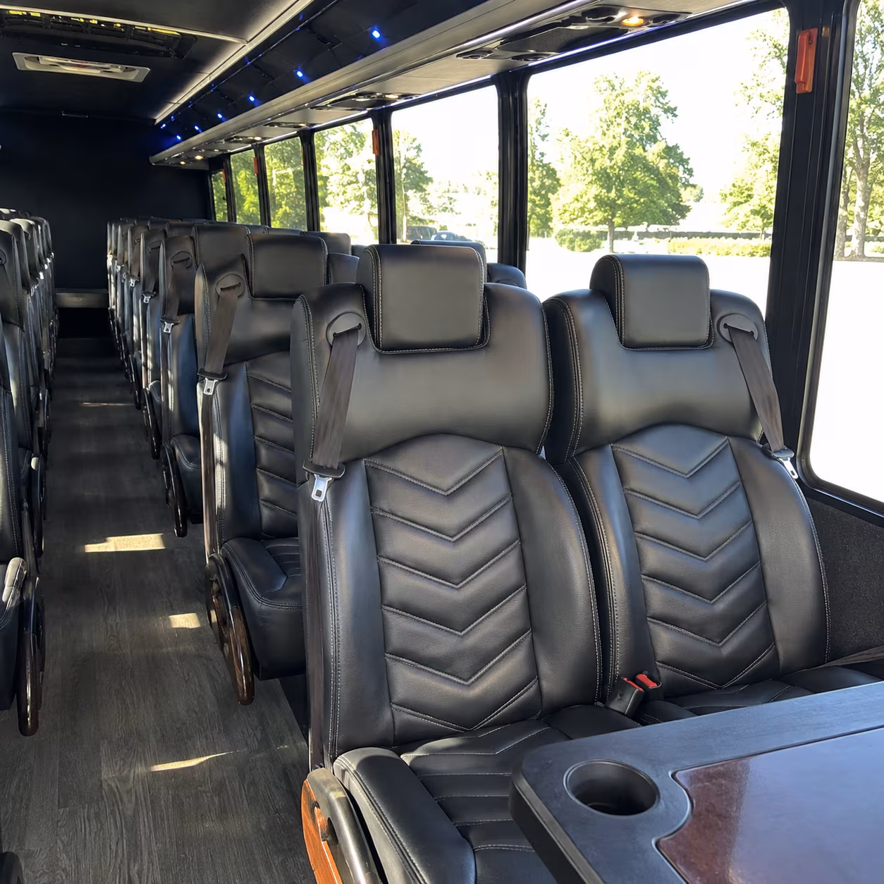 does the day of the week or the date change what a bus costs in shoreline