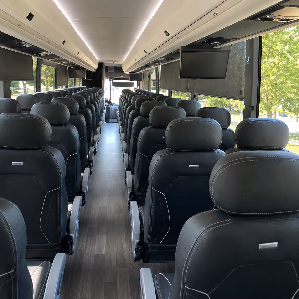 long distance bus service from shoreline for corporate groups and conference travel
