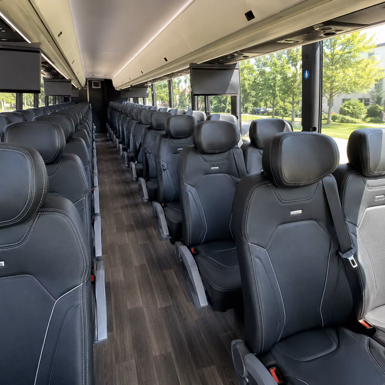 long distance bus trips from shoreline over the cascades to eastern washington