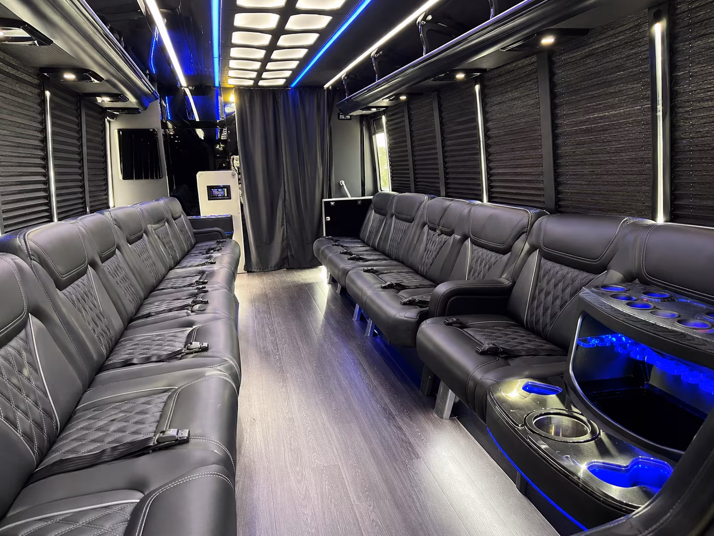party buses to seattle s climate pledge arena and key arena area shows