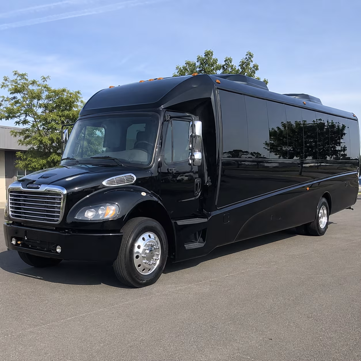 shoreline 25 passenger minibus