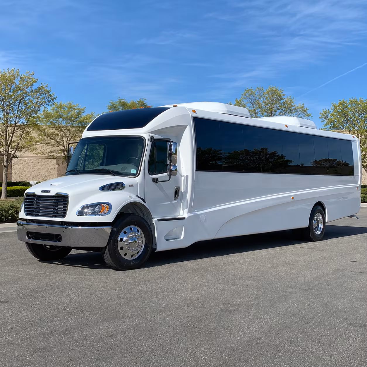 shoreline 28 passenger minibus
