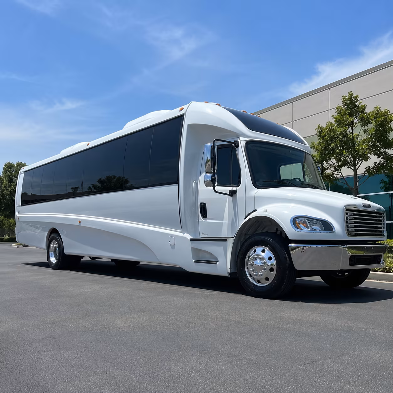 shoreline 35 passenger minibus