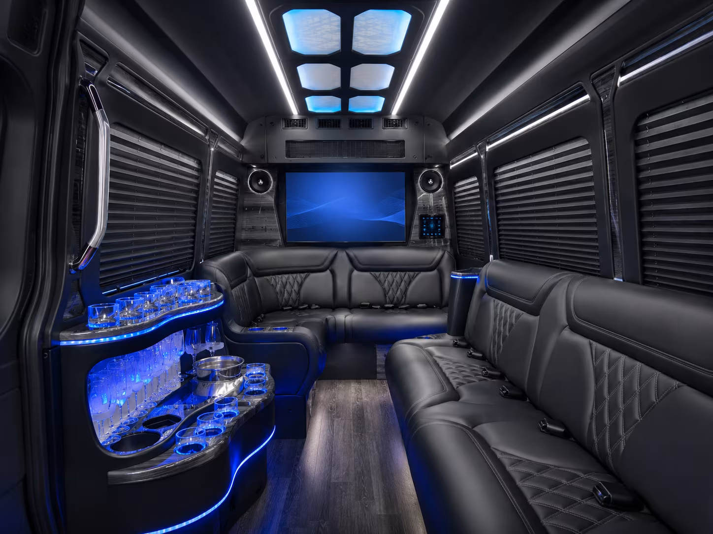 shoreline group transportation for multi day pacific northwest tours